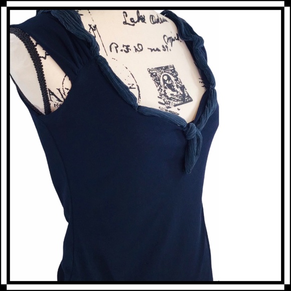 D. Exterior - Italian Made Sleeveless Top with Twisted Raffia Neckline - XL - Picture 13 of 13